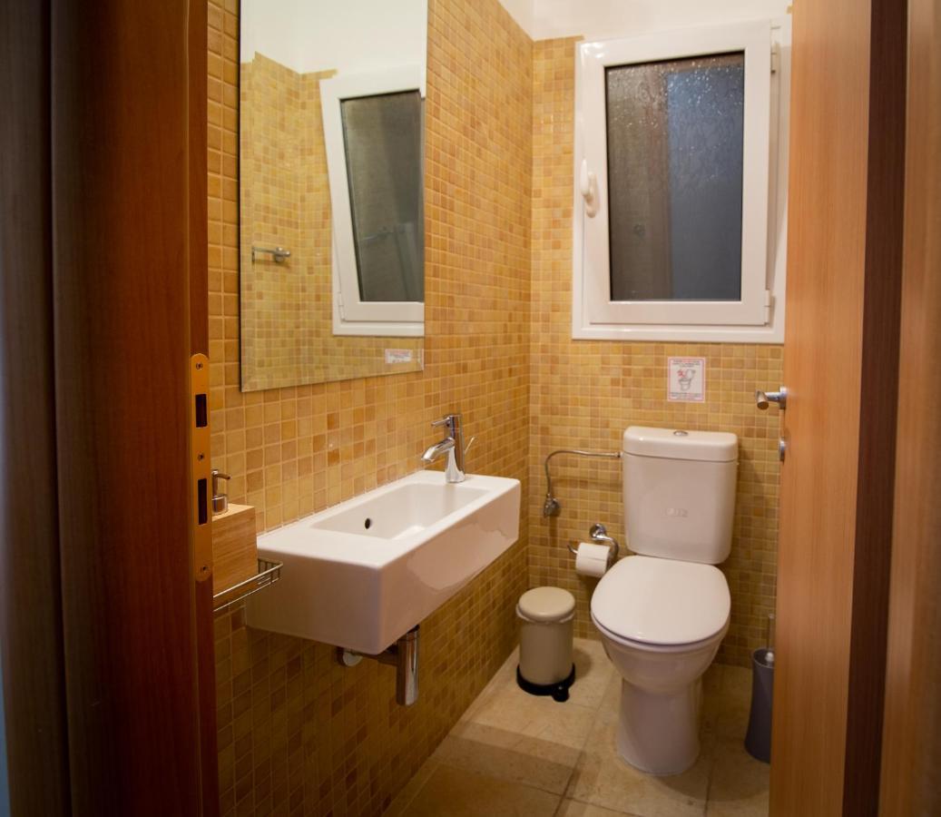 Spáta Athens Airport Lodge מראה חיצוני תמונה